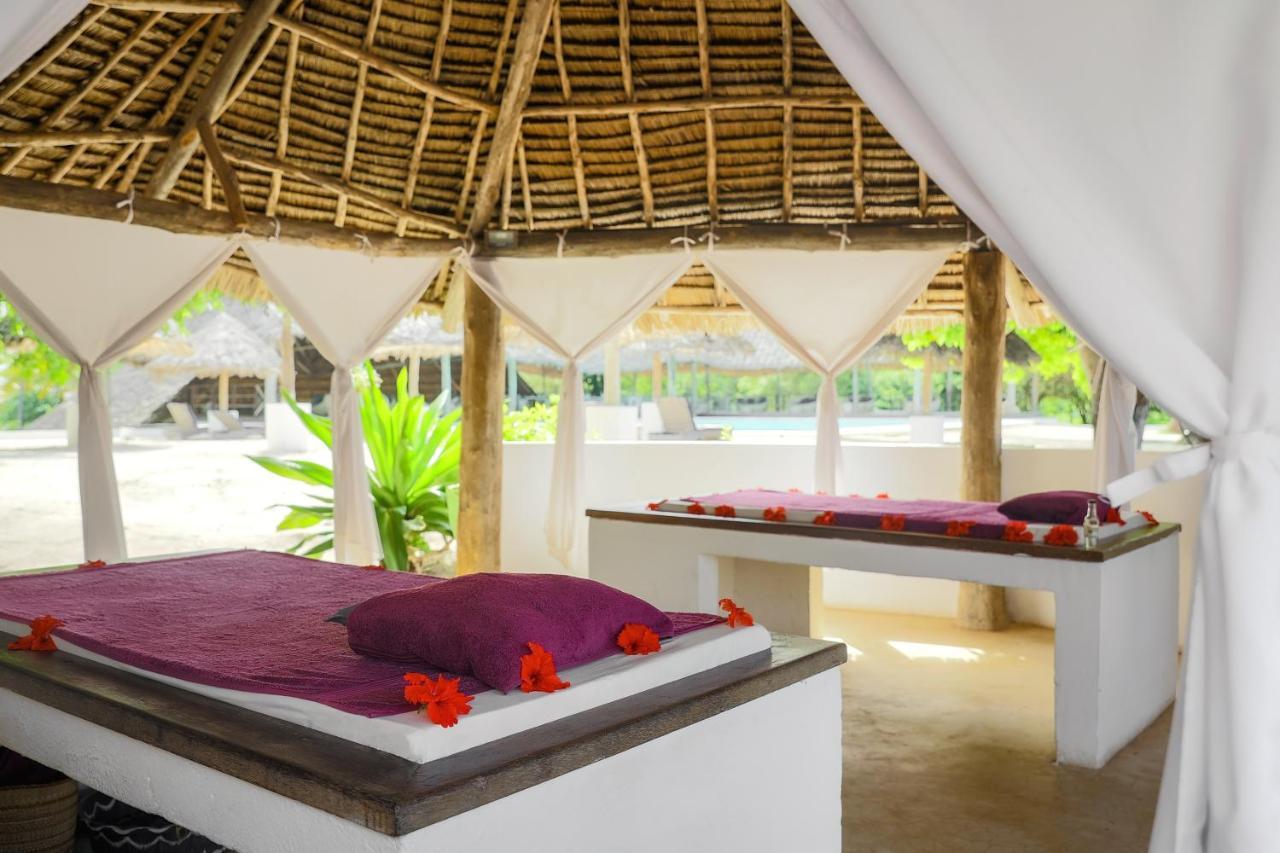 Blue Moon Resort Джамбиани Экстерьер фото