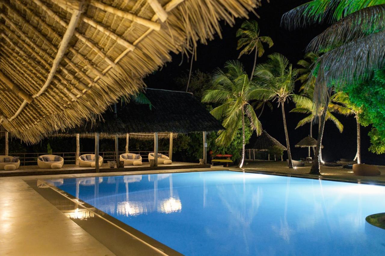Blue Moon Resort Джамбиани Экстерьер фото