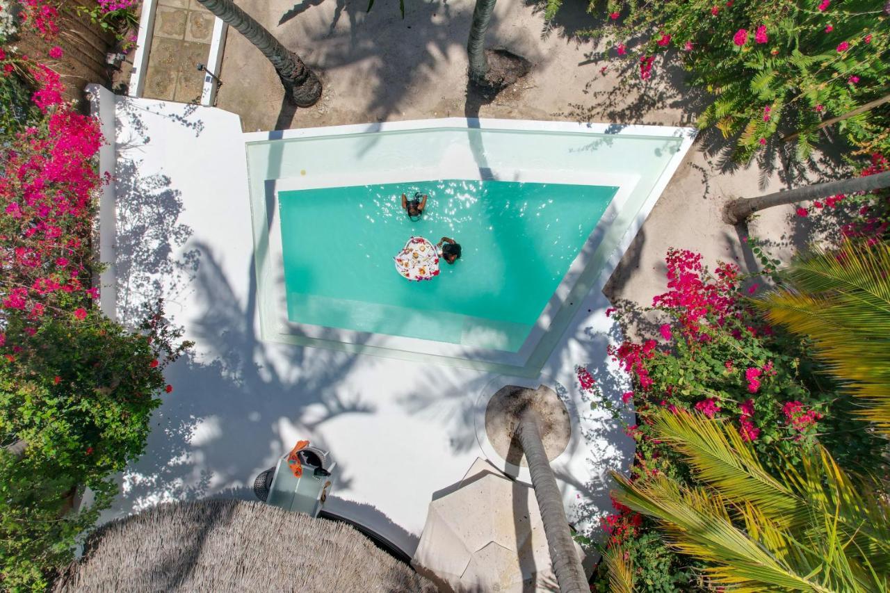 Blue Moon Resort Джамбиани Экстерьер фото
